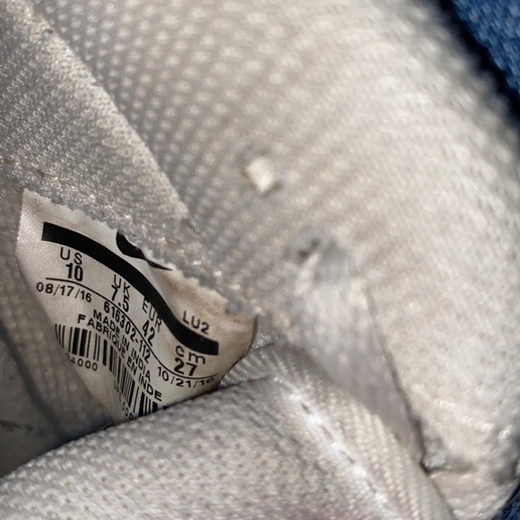 Nike Force All white Sneaker - Picture 2 of 16